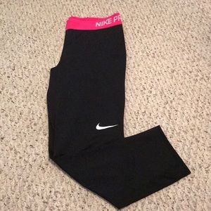 Nike Pro Crop Leggings